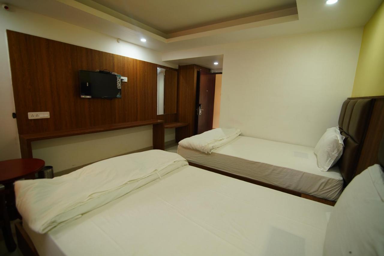 Siriki Resorts Srungavarapukota Екстер'єр фото